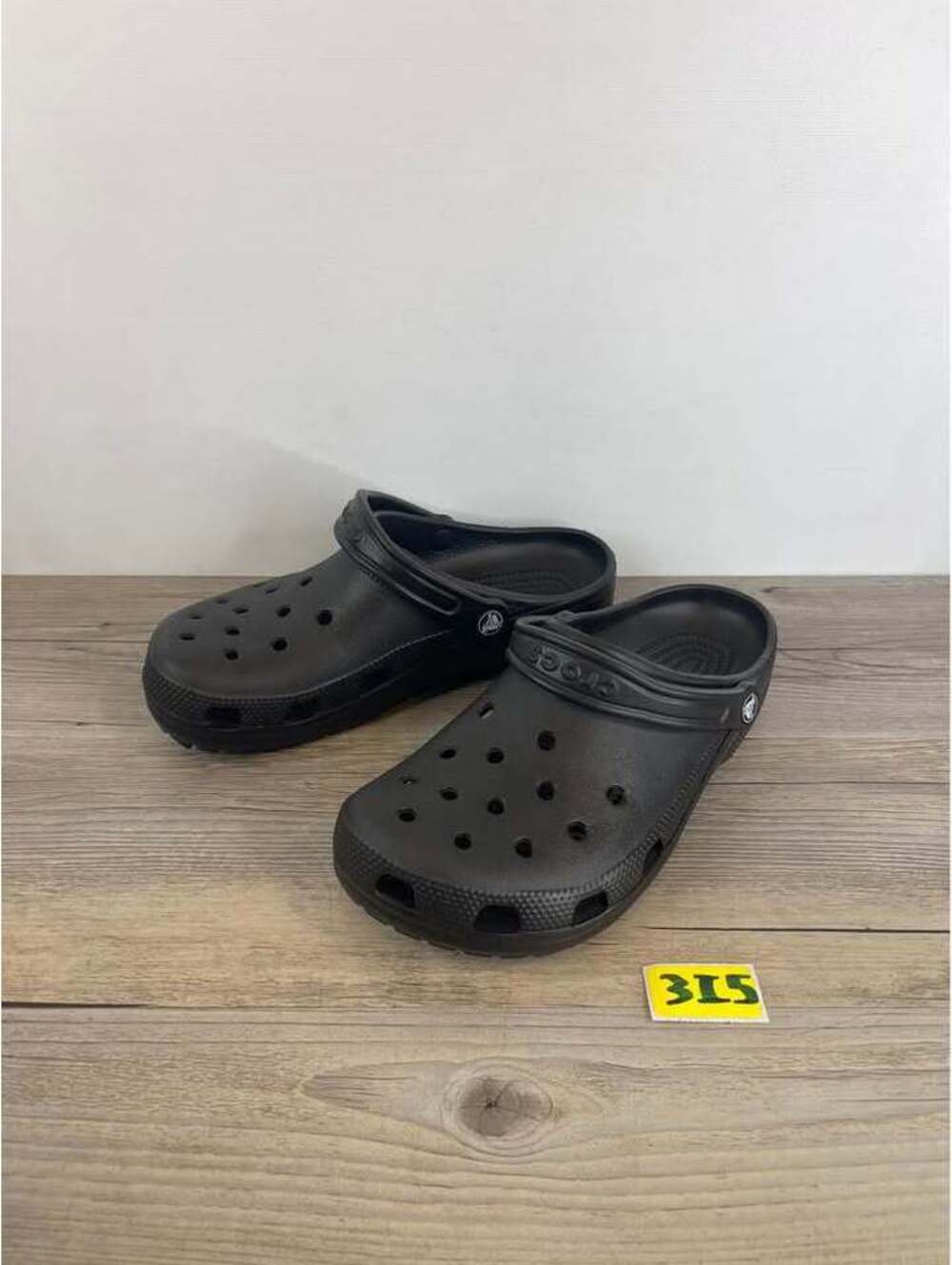 Crocs Classic Clogs M7 W9